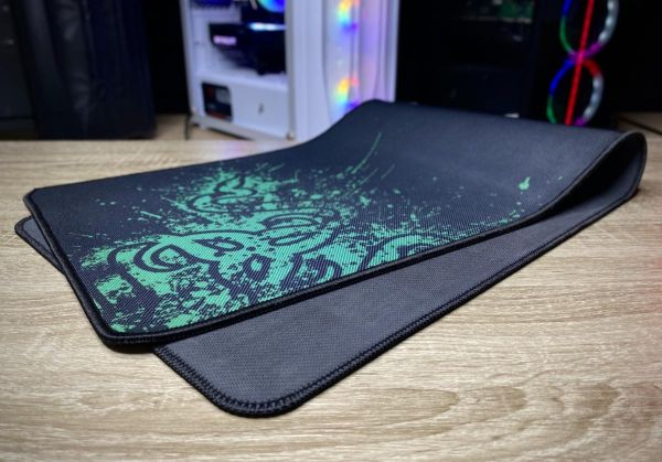 Ігрова поверхня 300*700 Razer