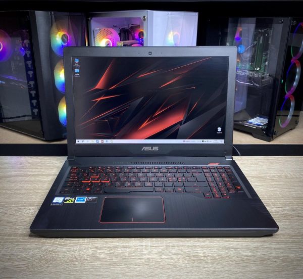 Ноутбук ASUS Tuf i5-7300HQ 16Gb 256SSD GTX1060 Б/В
