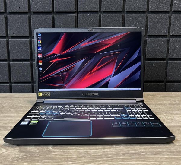 Ноутбук Acer Predator 144Hz i7-9750H/16GB/256SSD+256SSD/GTX1660Ti-6GB Б/В