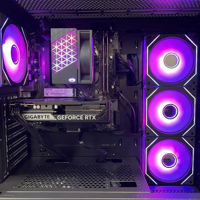 Ігровий ПК UNIVERSE Ryzen 5 7500F/16Gb/1Tb SSD/RTX5060-8Gb
