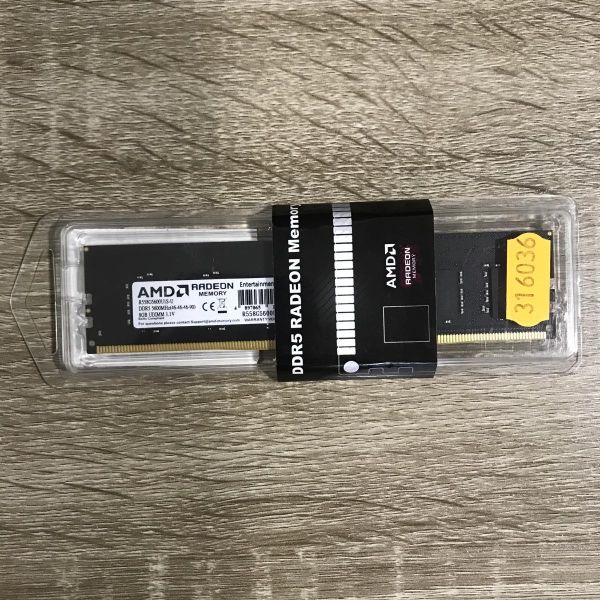 DIMM AMD Radeon Memory DDR5 8GB 5600MHz NEW