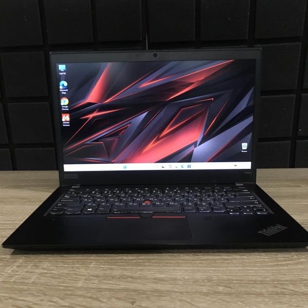Ноутбук Lenovo ThinkPad T490s i5-8365U/8Gb/256SSD/Intel HD Б/В