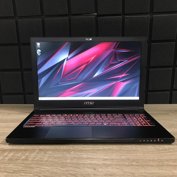 Ноутбук MSI GS63VR 7RF I7-7700HQ/16GB/256SSD+1TBHDD/GTX1060-6GB Б/В