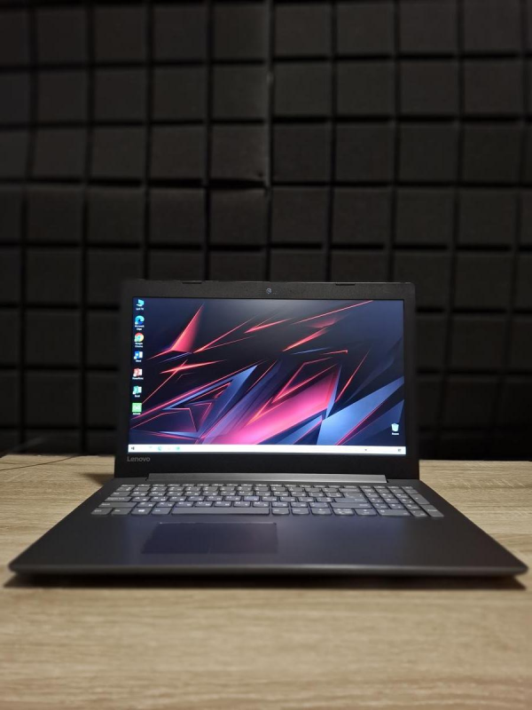 Ноутбук Lenovo IdeaPad 320-15IKB I3-7130U/8GB/120SSD+1TB HDD/Nvidia 940MX 2GB Б/В