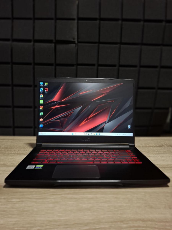 Ноутбук MSI Thin 15 144Hz i5-10500H/16Gb/512SSD/Nvidia RTX3060-6Gb Б/В