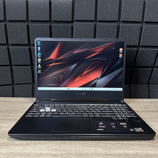 Ноутбук Asus Tuf FX505DV 120Hz Ryzen 7 3750H/8GB/256SSD/RTX2060 (Ор.Кор) Б/В