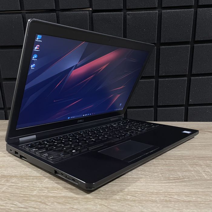 Ноутбук DELL Latitude 5590 I5-8350U/8GB/256SSD/IntelUHD Б/В