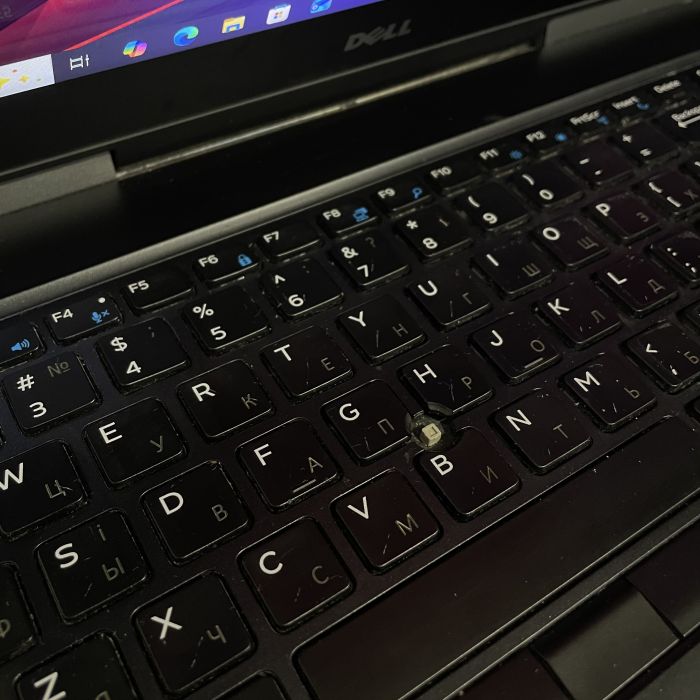 Ноутбук DELL Precision 7520 Сенсорний I7-6820HQ/16GB/512SSD/M1200-4GB Б/В