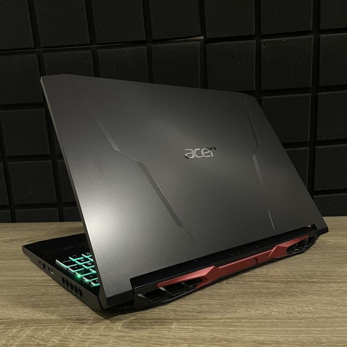 Ноутбук Acer Nitro AN515-45 144Hz Ryzen 5 5600H/16GB/512SSD/RTX3070-8GB Б/В