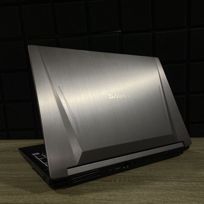 Ноутбук SAGER NH58RC I7-9750H/16GB/256SDD/GTX1660TI-6GB Б/В