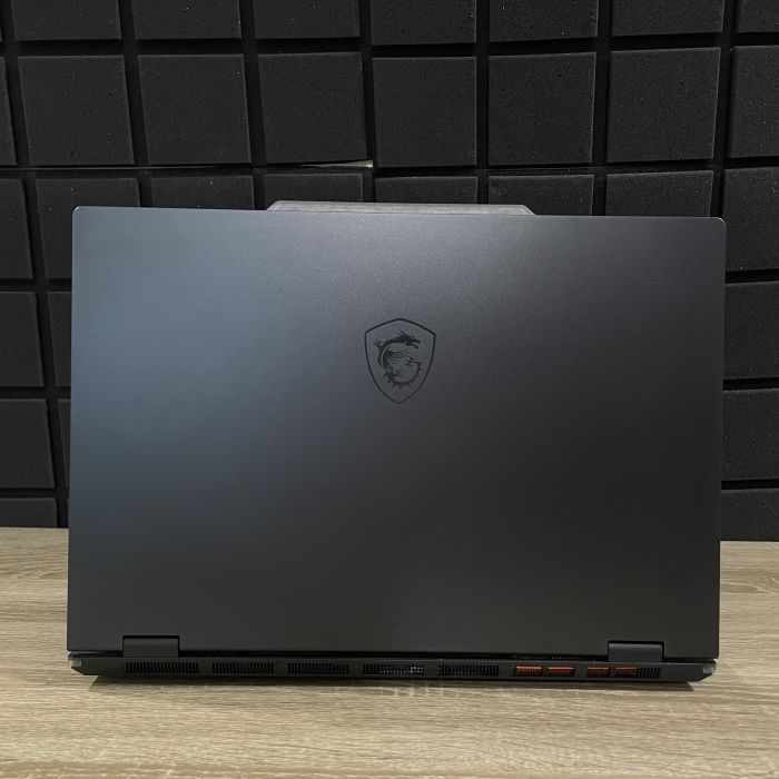 Ноутбук MSI Cyborg 15 144Hz I5-13420H/16GB/512SSD/RTX5060-8GB Б/В