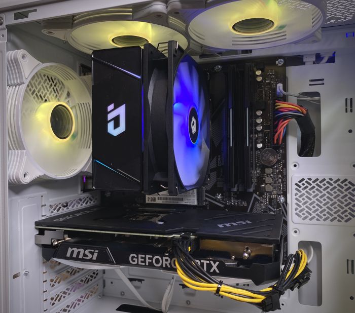 ПК STARLIGHT 2 WHITE Ryzen 7 5700X 32Gb 3600  512SSD RTX4070-12Gb