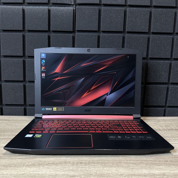 Ноутбук Acer Nitro AN515-51 I7-7700HQ/16GB/256SSD+1TB HDD/GTX1050 TI 4GB Б/В