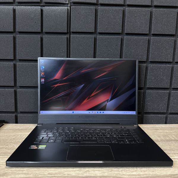 Ноутбук ASUS ROG Zephyrus 120Hz Ryzen 7 3750H/16Gb/512SSD/GTX1660Ti-6Gb Б/В
