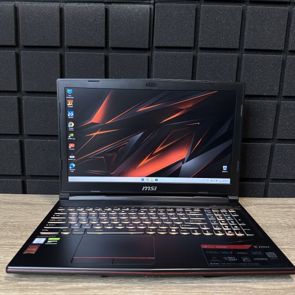 Ноутбук MSI GL95DK i7-9750H/32Gb/512SSD/GTX1660Ti-6GB Б/В
