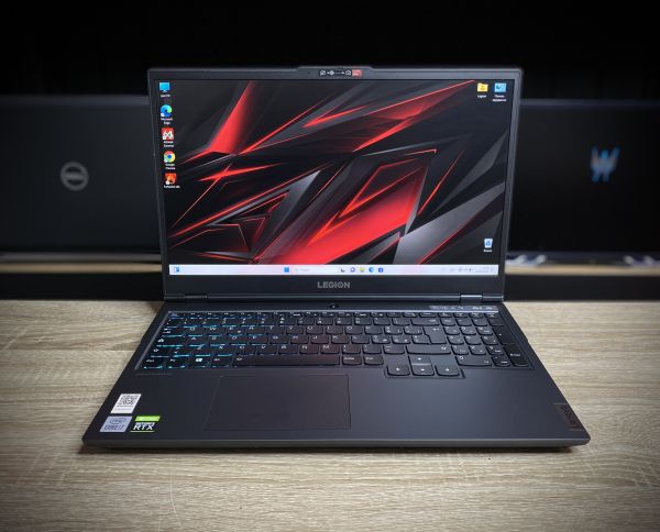 Ноутбук Lenovo legion i7-10750H 16Gb 256SSD RTX2060 Б/В