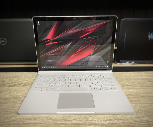 Ноутбук Microsoft Surface i7-8650U 8Gb 256SSD Nvidia GTX1050 Б/В