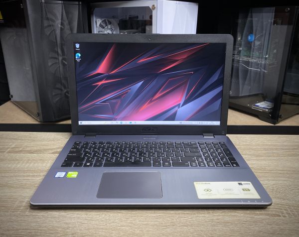 Ноутбук ASUS VivoBook i3-8130U 16Gb 480Gb + 480Gb SSD MX130 Б/В
