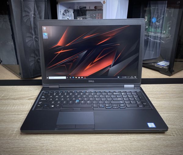 Ноутбук Dell Latitude 5580 i5-6440HQ 8Gb 256SSD 940MX Б/ВВ