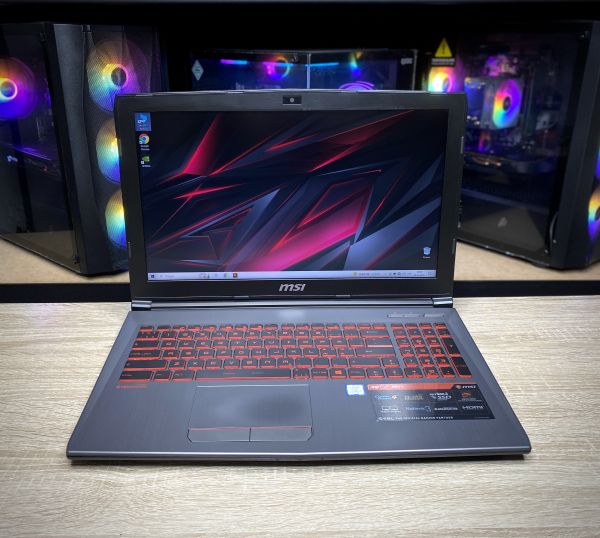 Ноутбук MSI I5-8300H 8Gb 1Tb SSD GTX1050 Б/В