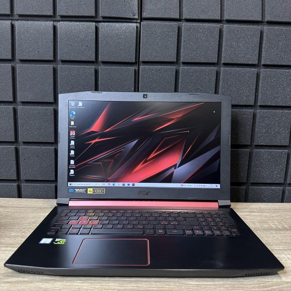 Ноутбук Acer Nitro 5 i5-8300H/8GB/256SSD/GTX1050-4GB