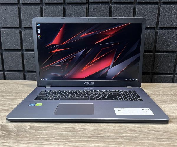 Ноутбук Asus VivoBook 17" Pentium Silver N5000/8Gb/480SSD/MX110-2GB Б/В