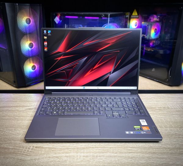 Ноутбук Lenovo Legion Slim 5 Ryzen 5 7640HS 32Gb 1Tb SSD RTX4060-8Gb Б/В