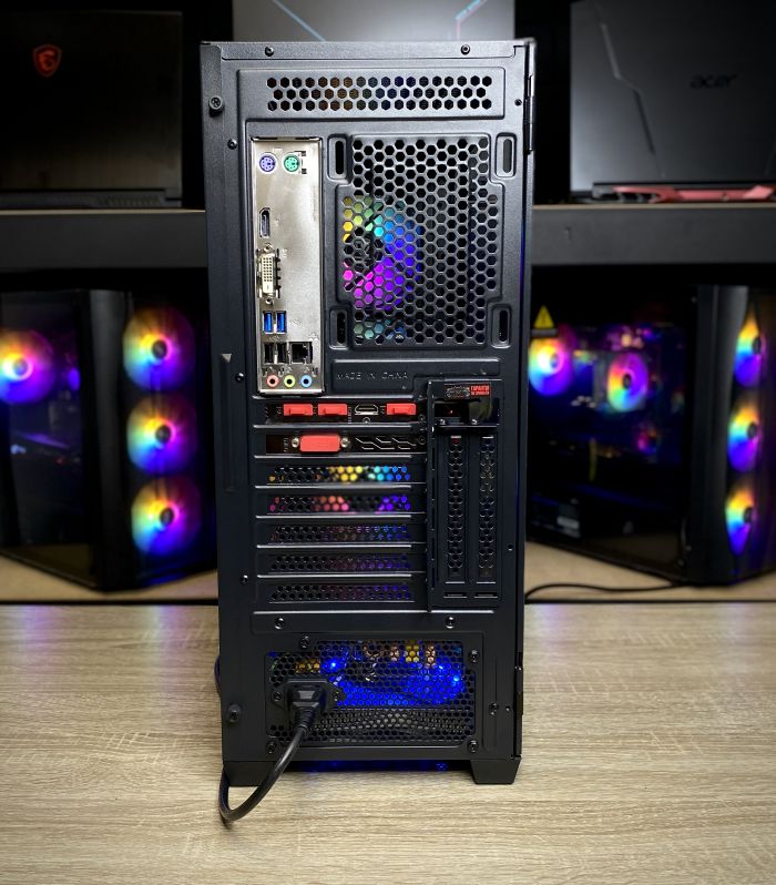 ПК I7-7700 16Gb 120SSD 500HDD GTX1080 600W