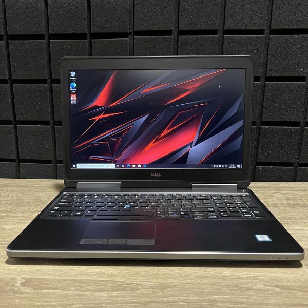 Ноутбук Dell Precision 7510 i7-6820HQ/8GB/1TbSSD/Quadro M1000M-2GB Б/В