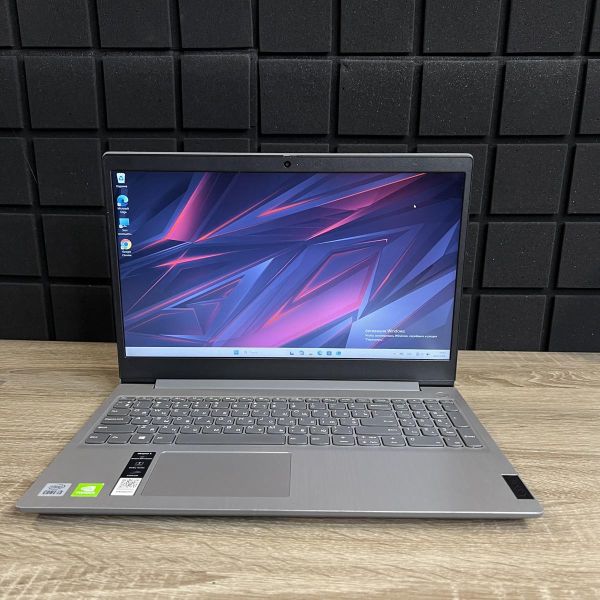 Ноутбук Lenovo IdeaPad 3 15IML05 i3-10110U/20GB/512SSD/MX130-2GB Б/В