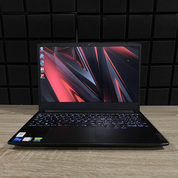 Ноутбук Lenovo Gaming 3 120Hz i5-11300H/8Gb/512Gb SSD/RTX 3050 Б/В