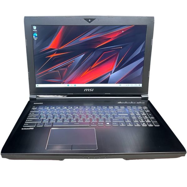 Ноутбук MSI Dominator GT62VR i7-6700HQ 16Gb 240Gb SSD 1Tb HDD Nvidia GTX1070-8Gb Б/В