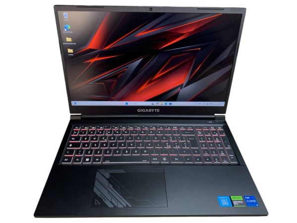 ноутбук Gigabyte i5-12500H 16Gb 500SSD 1Tb SSD RTX4060 Б/В