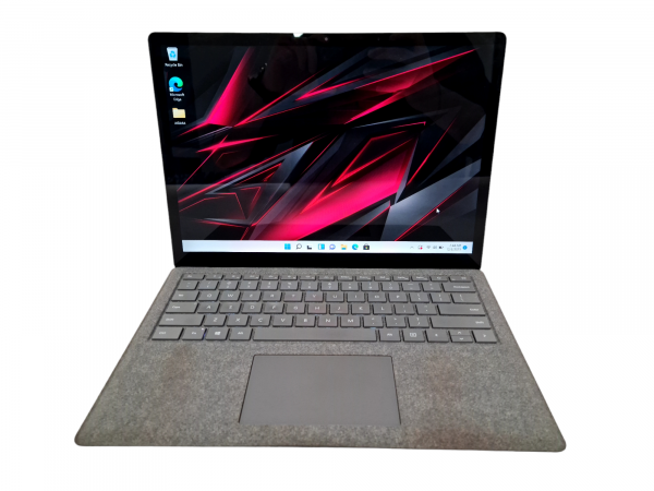 Сенсорний ультрабук Microsoft Surface Laptop 2 i5-8350U 8Gb 128Gb SSD Intel UHD Graphics 620 Б/В